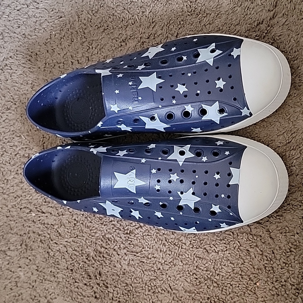 Men's Native water shoes size 10